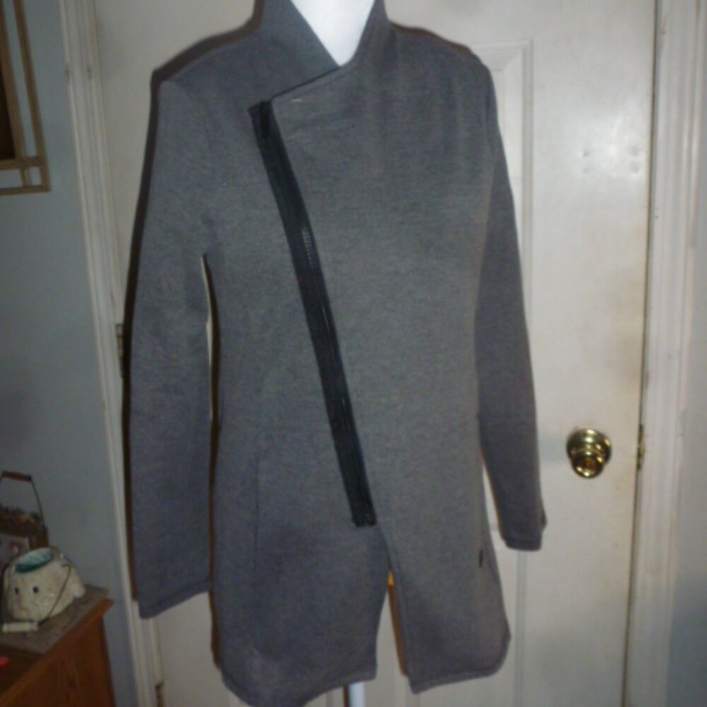 🖤 OGIO Asymmetrical Zip Jacket – Small/Petite – Modern Moto Style – Steel Gray